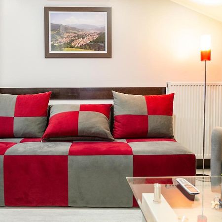 Nbn National Co Aparthotel Ιβάνιτσα Εξωτερικό φωτογραφία